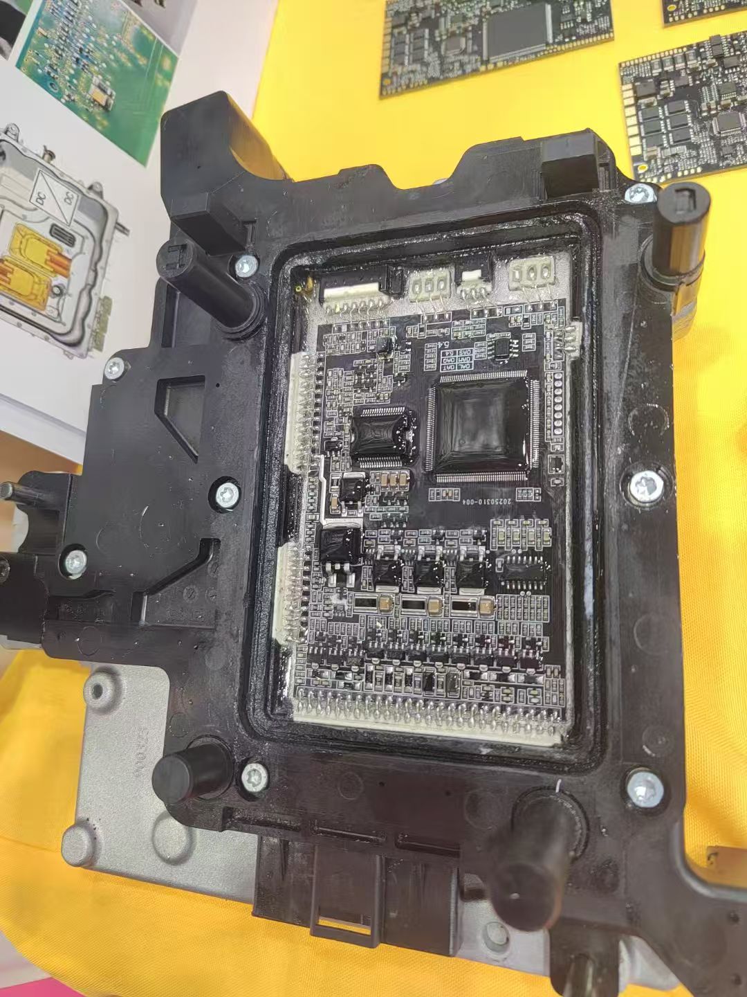 0AM DQ200 Getriebe-Reparatur T – Electronics Repairing Bewertung und Preis
